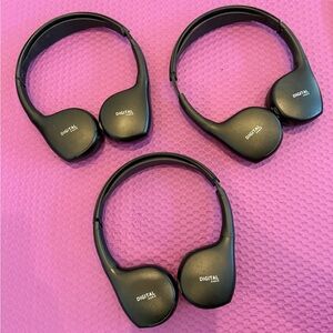 GM Digital IR compatible wireless headphones for rear seat entertainment systems